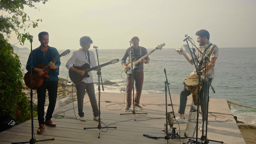 Bacilos & Rumberos "Caraluna" Live Session